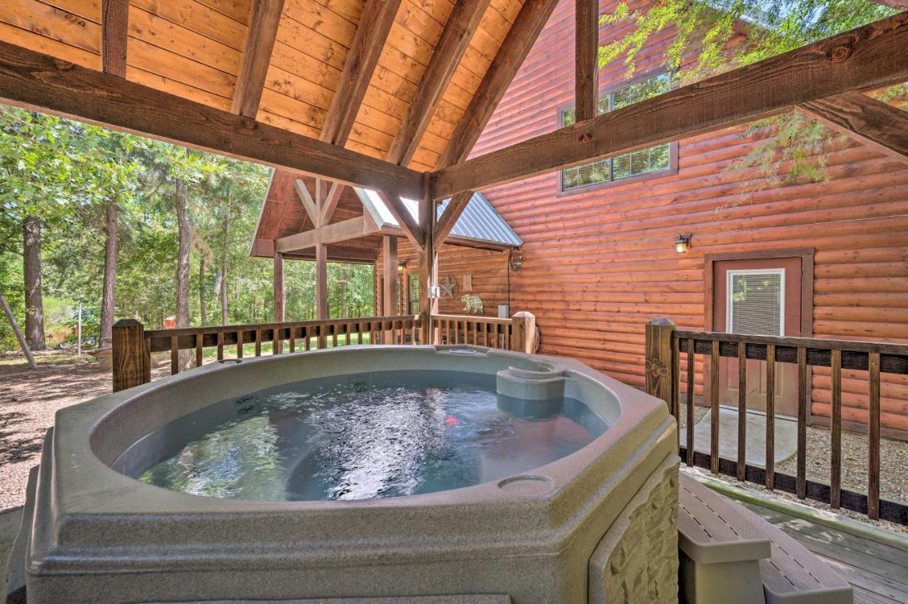 Cabin With Hot Tub And Games, 4 Mi To Beavers Bend! 브로큰보우 외부 사진